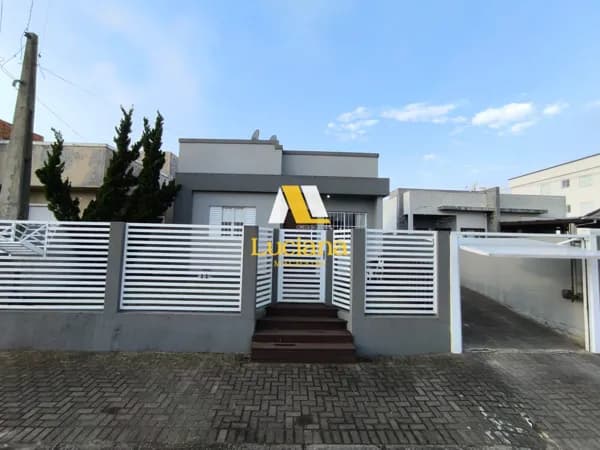 🏡 Casa Mobiliada com Área Gourmet e Terreno Amplo – Pronta para Morar!