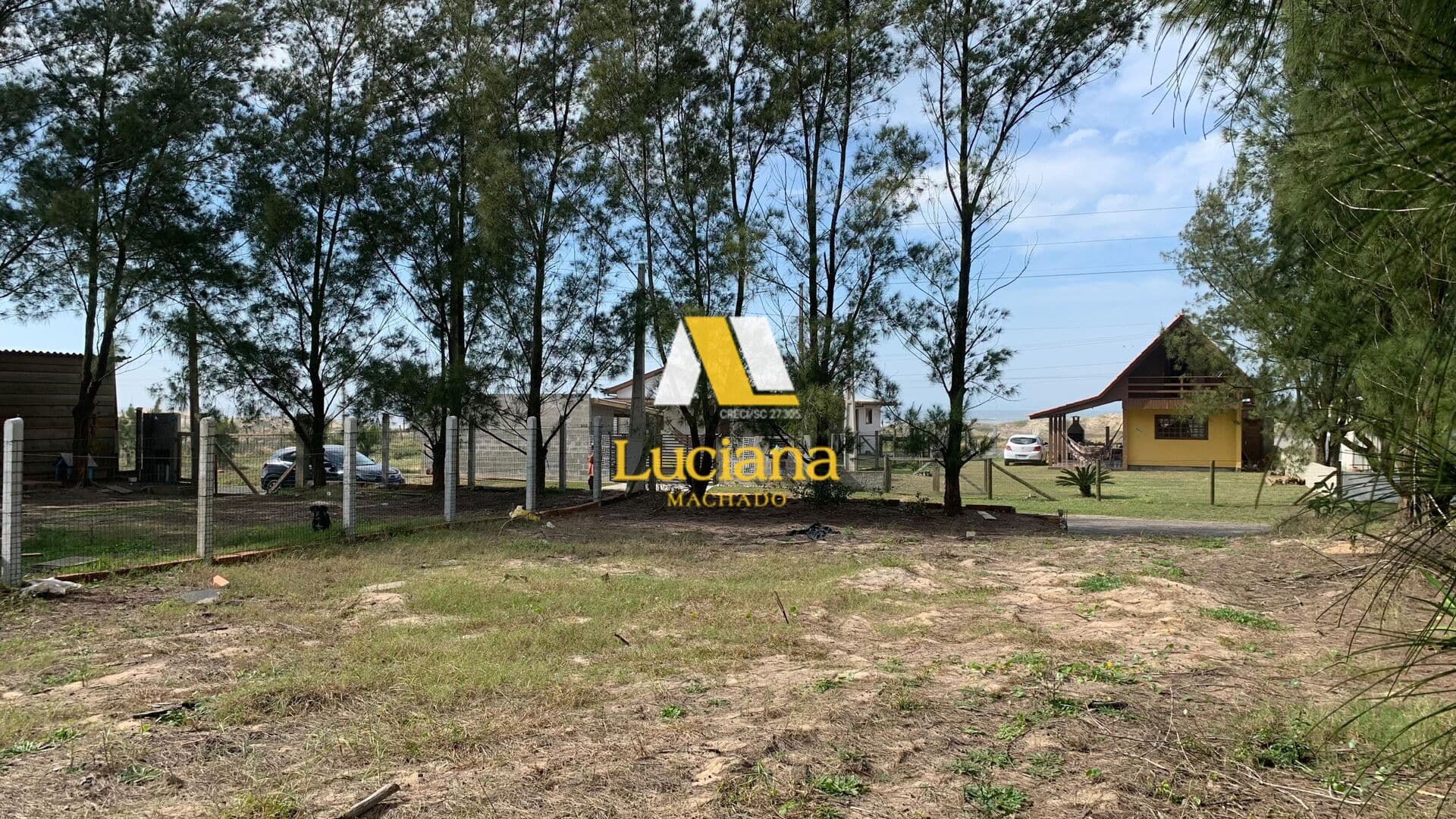 Terreno à venda em Balneário Arroio do Silva/SC