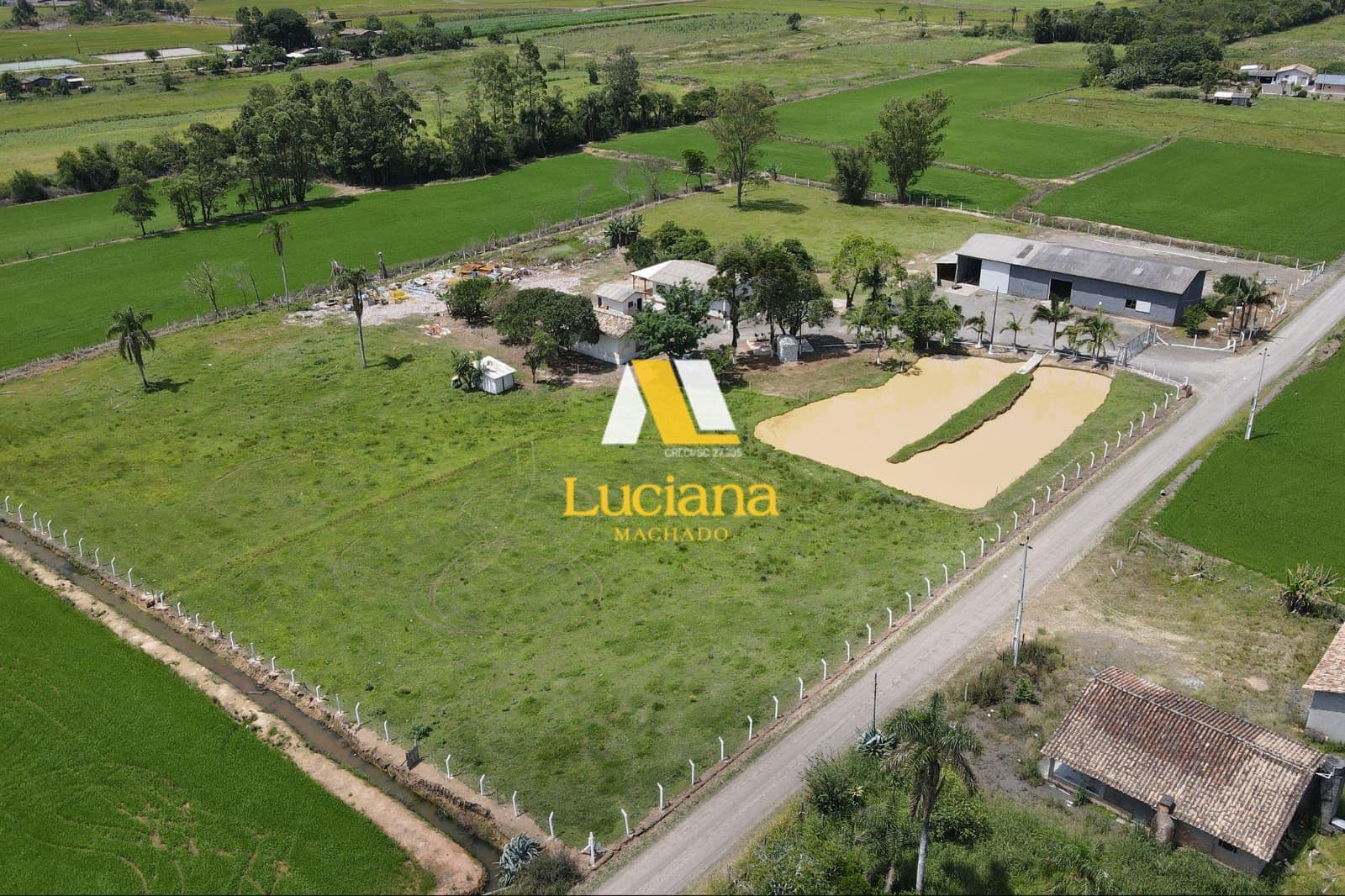 Oportunidade Única! Sítio Espaçoso à Venda em Maracajá/SC