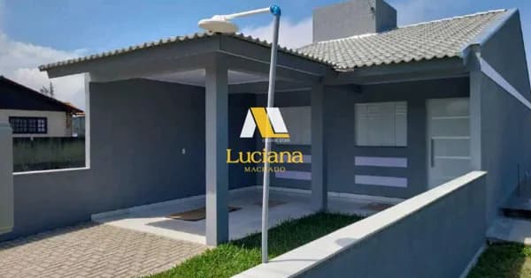 Casa mobiliada no bairro Golfinho em Balneário Arroio do Silva