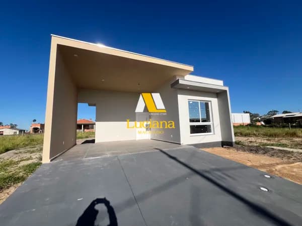 Casa de 2 dormitórios sendo 1 suíte em Araranguá/Sc