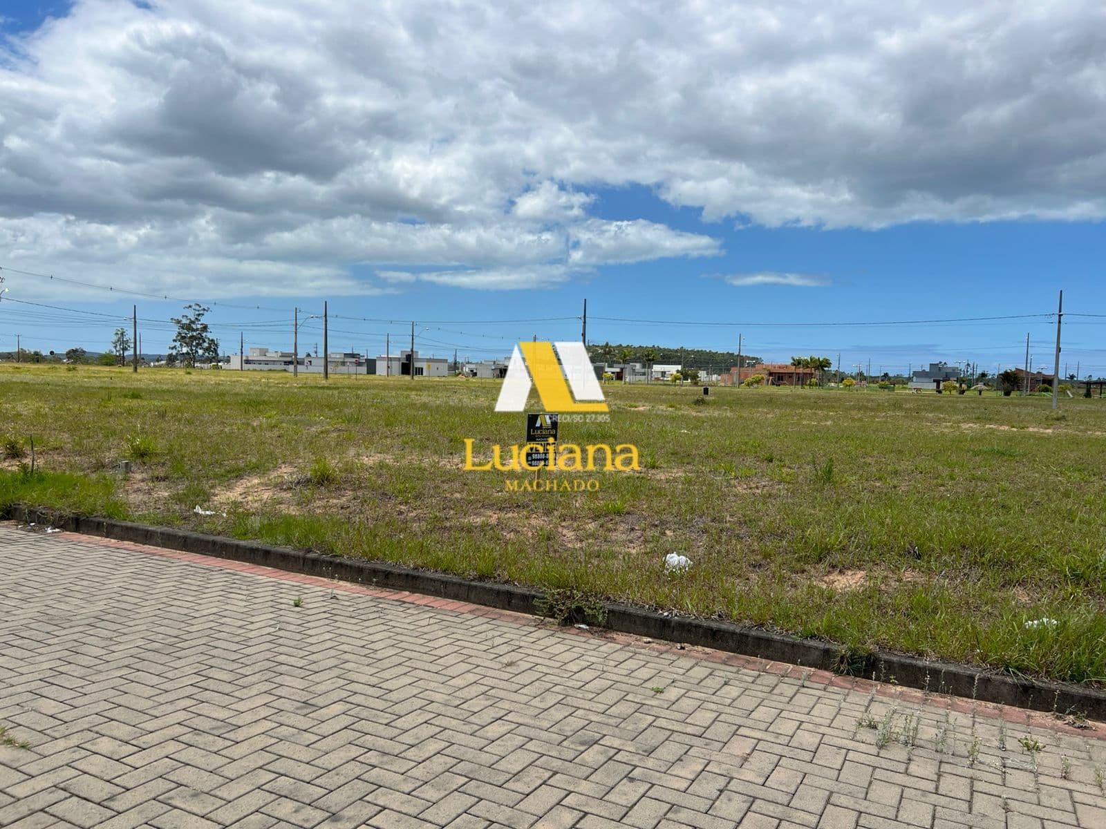 🌿 Terreno à venda no Paris Village – Araranguá/SC 🌿