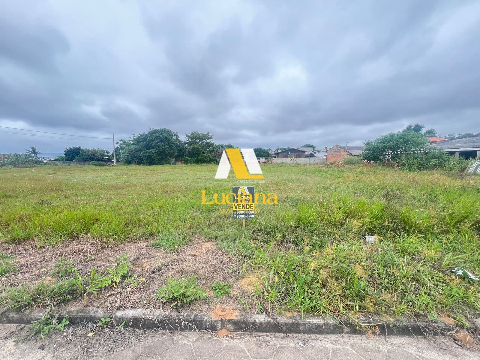 Terreno á venda em Araranguá - Coloninha