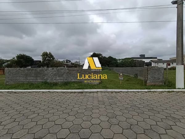 Terreno murado no bairro Lagoão em Araranguá SC