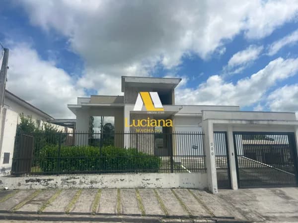 Casa de Laje próximo ao Centro de Araranguá/SC