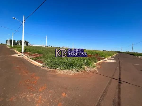 Terreno de esquina Jardim Guanabara II