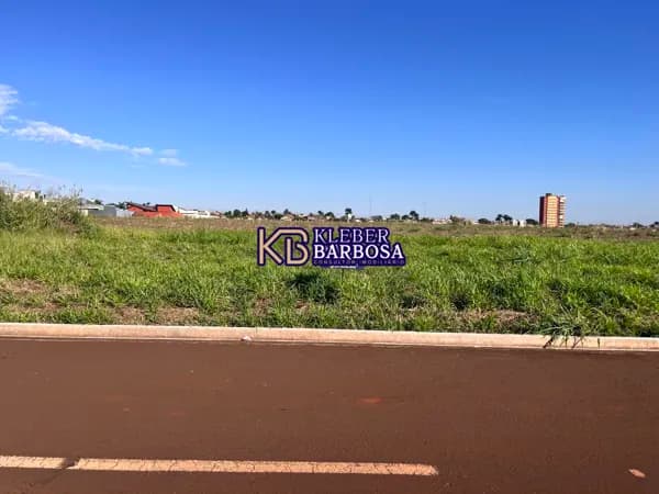 Lote/Terreno em Maracaju - Jardim Europa