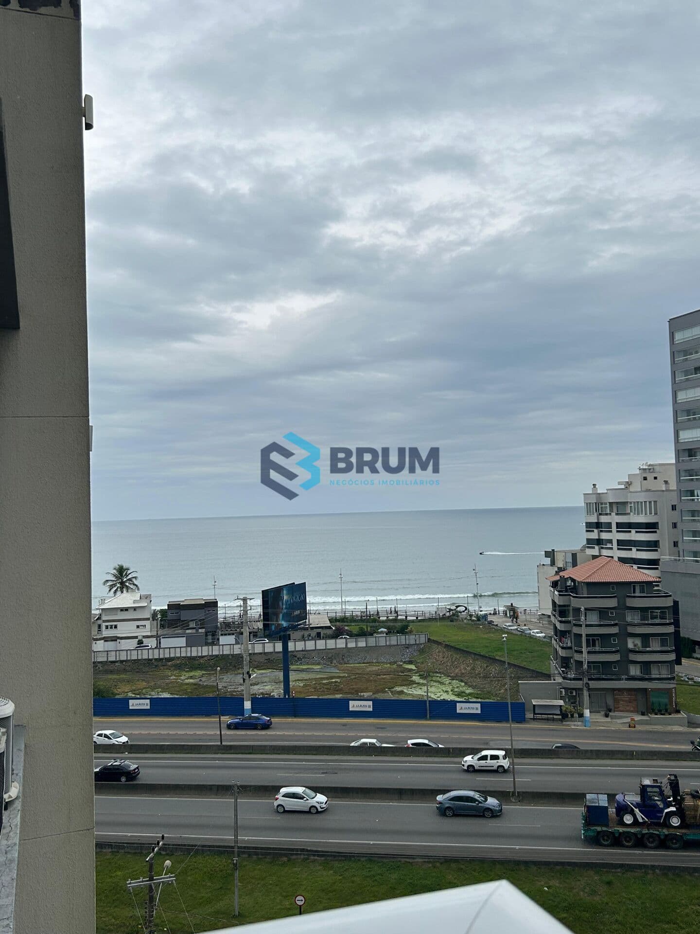 PRONTO PARA MORAR EM EXCELENTE LOCALIZAÇÃO