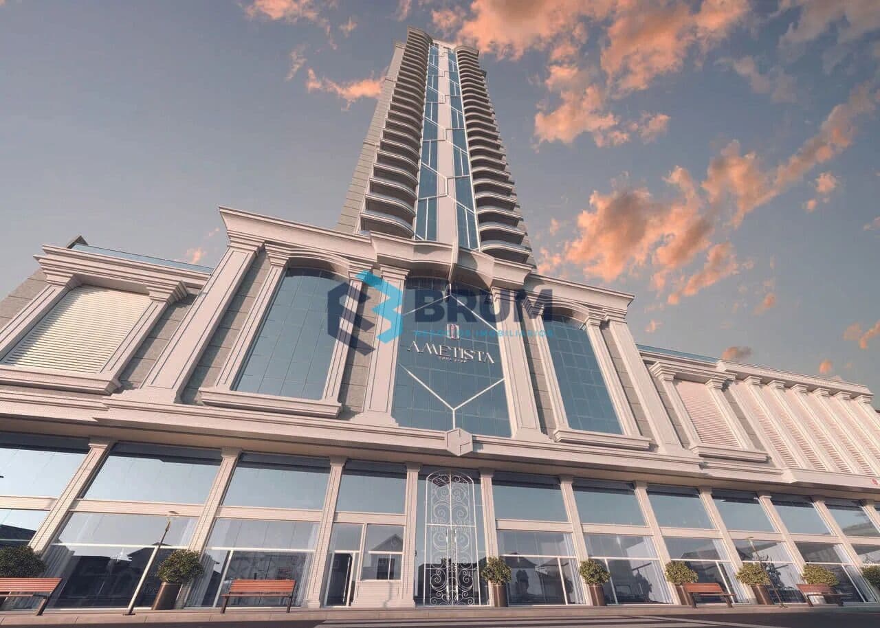 APARTAMENTO EM MEIA PRAIA