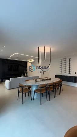 APARTAMENTO SHOWROOM EM MEIA PRAIA