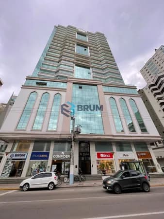 FRENTE AVENIDA COM VISTA MAR