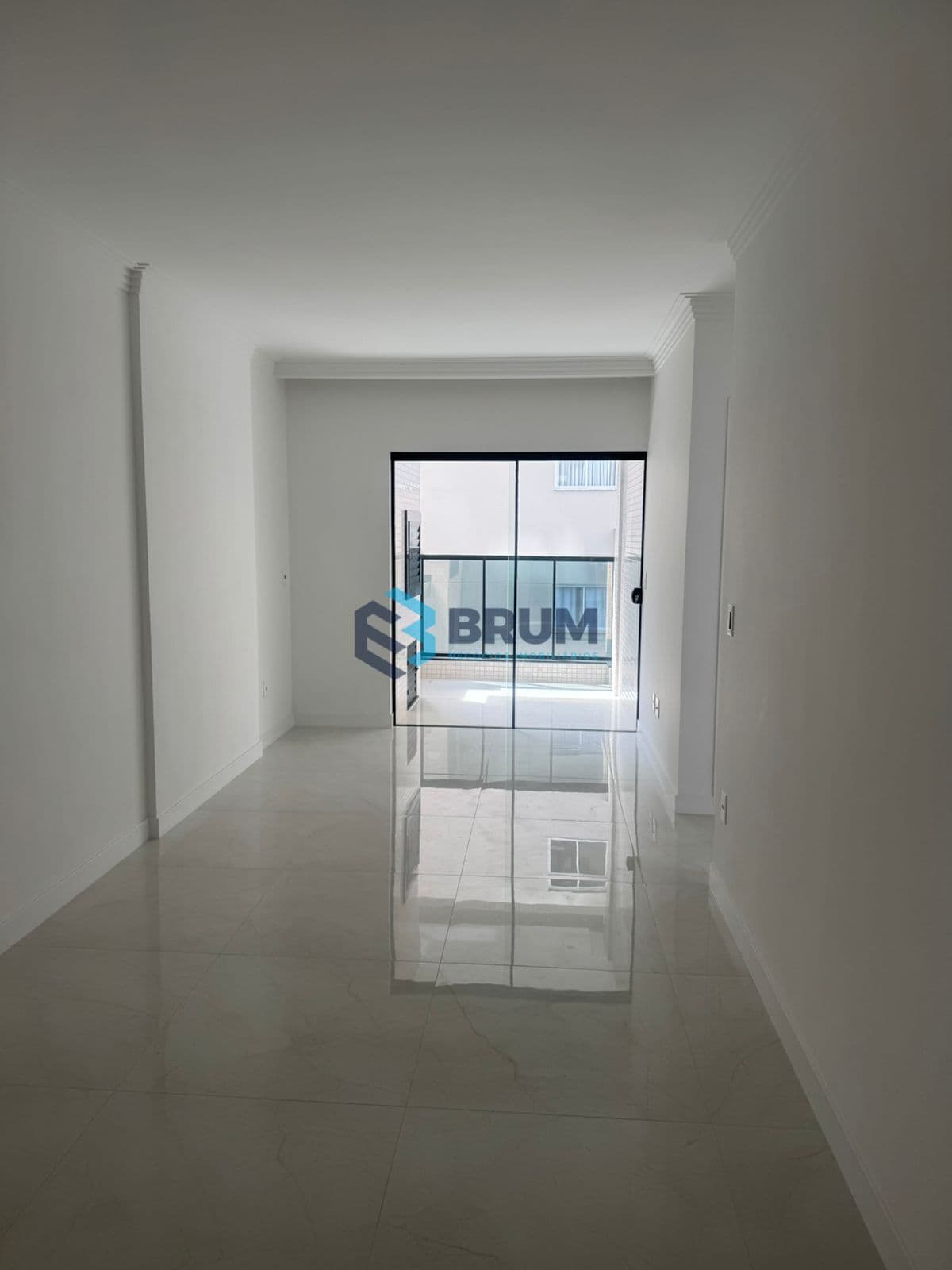 APARTAMENTO NOVO EM ITAPEMA