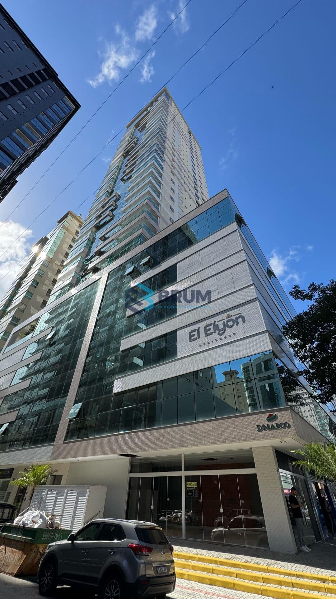 APARTAMENTO NOVO EM MEIA PRAIA