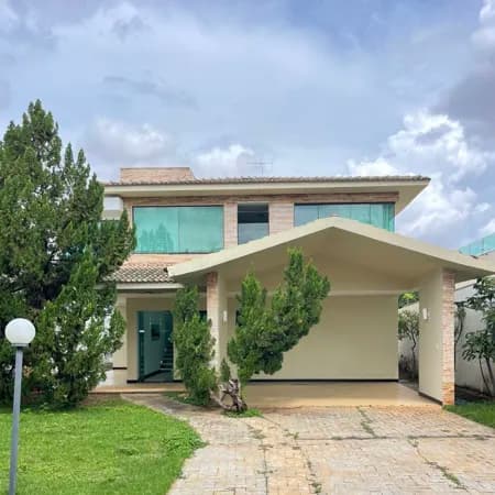 Casa Ampla com Quintal no Bairro Ibituruna