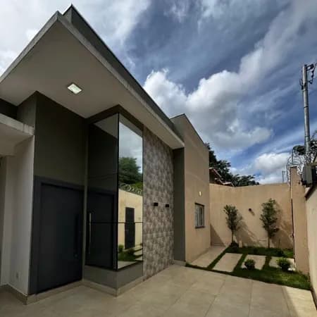 Casa em Montes Claros - Sapucaia