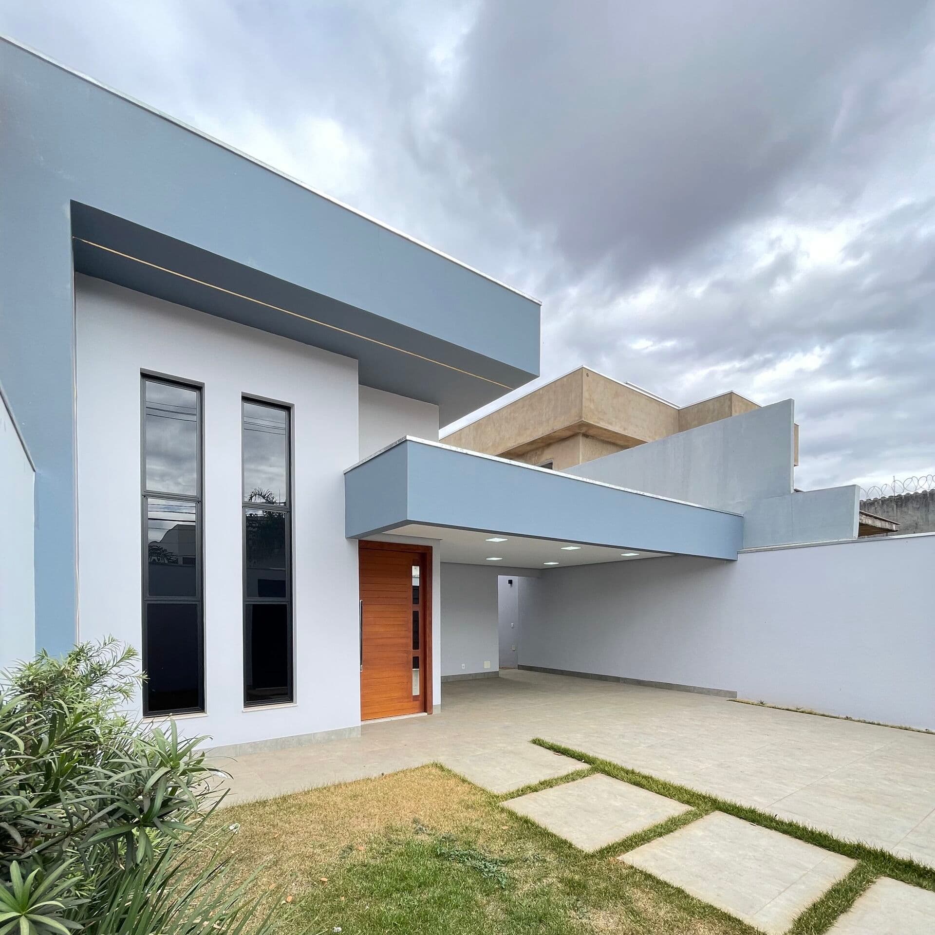 Casa Térrea com Suíte e Área Gourmet – Bairro Ibituruna