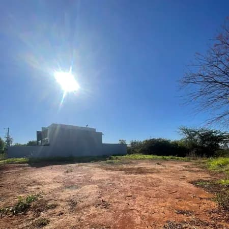 Terrenos no bairro Ibituruna próximo ao novo Fórum