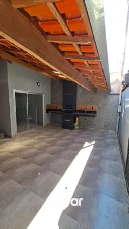 Casa à venda no bairro Acácias