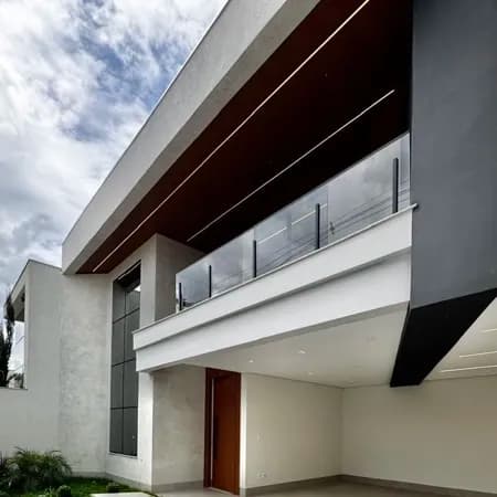 Casa Moderna com Vista para a Serra no Bairro Ibituruna