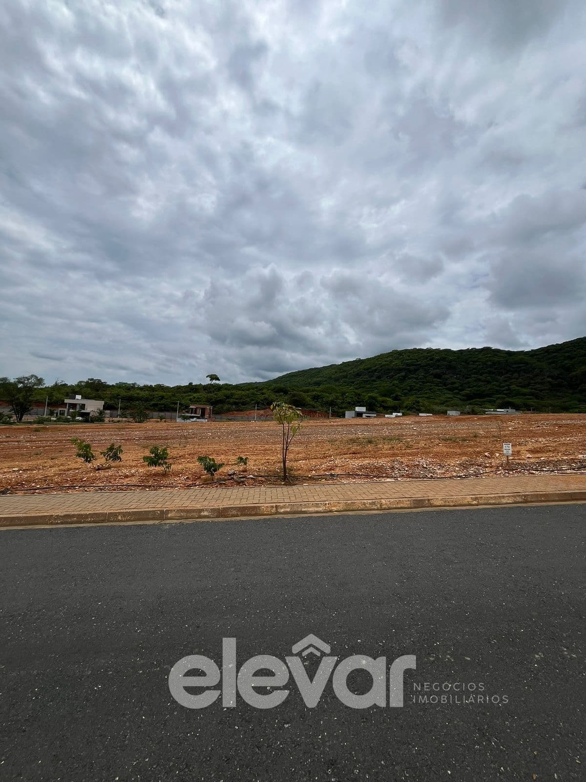 Excelente Lote no Condomínio Diamond