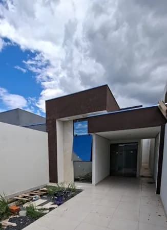 Casa à venda no Jardim Olímpico – Parte Alta do Bairro