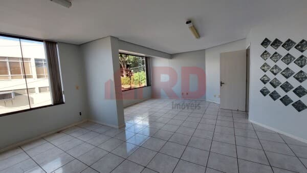 Sala Comercial no centro