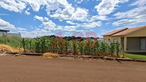 Terreno à venda