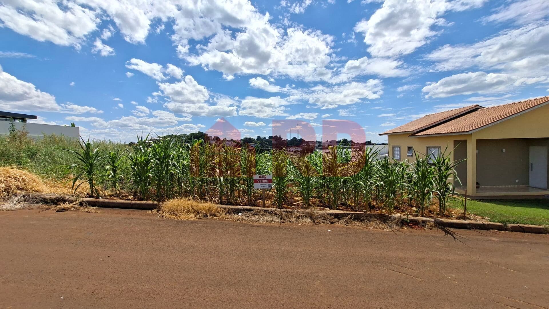Terreno à venda