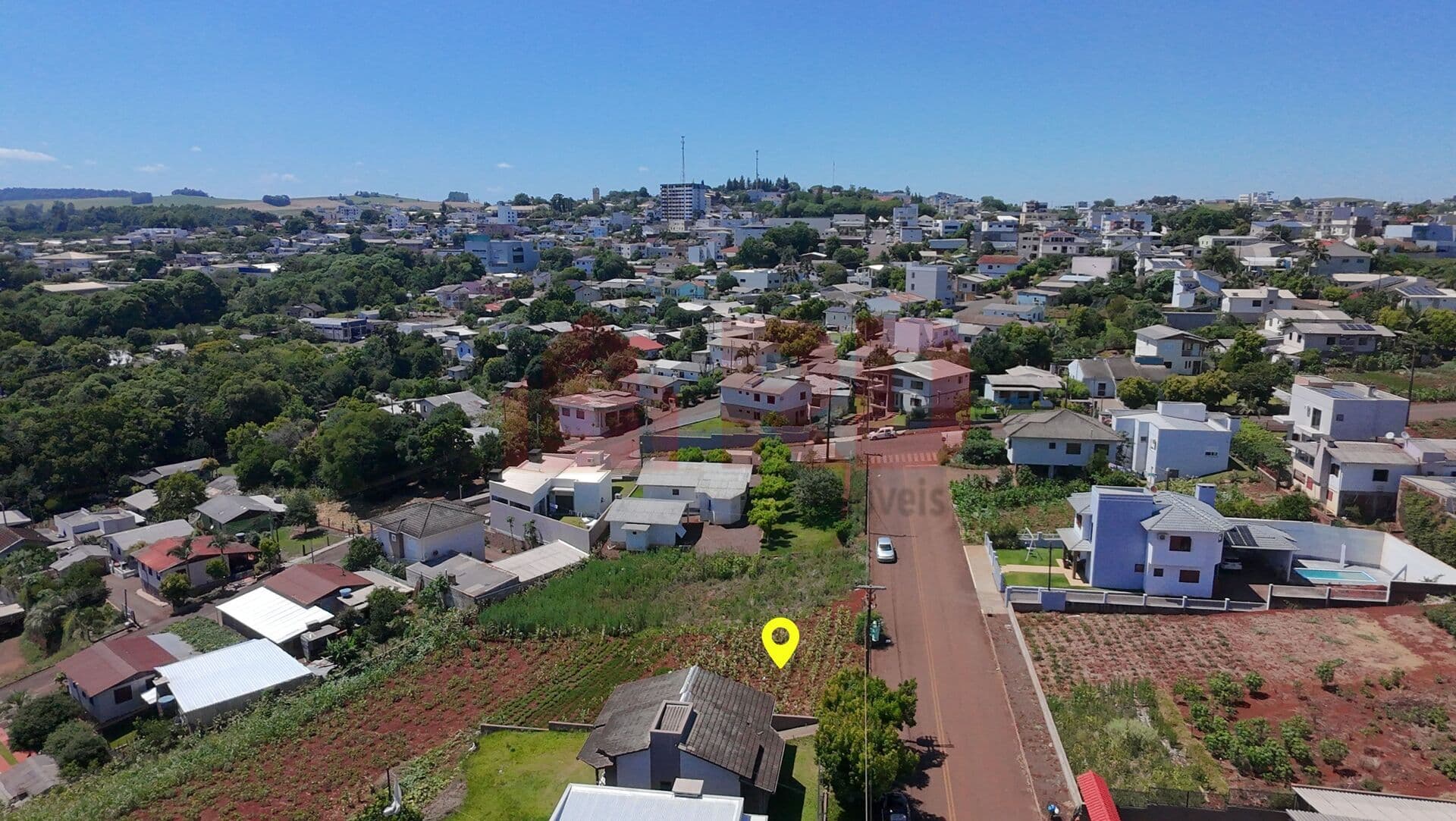 Terreno amplo próximo ao centro