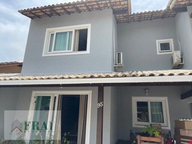 Casa em Niterói - Várzea das Moças