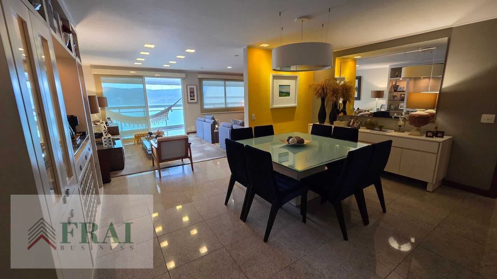Apartamento de alto padrão no bairro Ingá, em Niterói-RJ