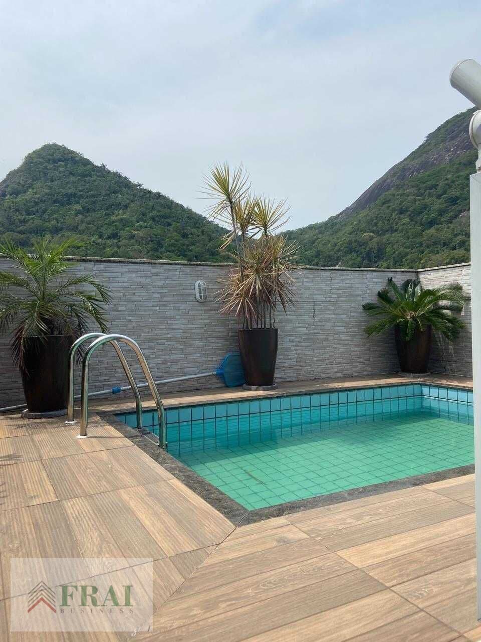 Apartamento Cobertura Duplex em Itacoatiara, Niterói/RJ