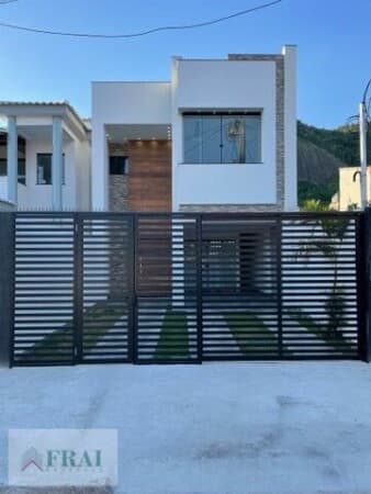 Casa em Niterói - Piratininga