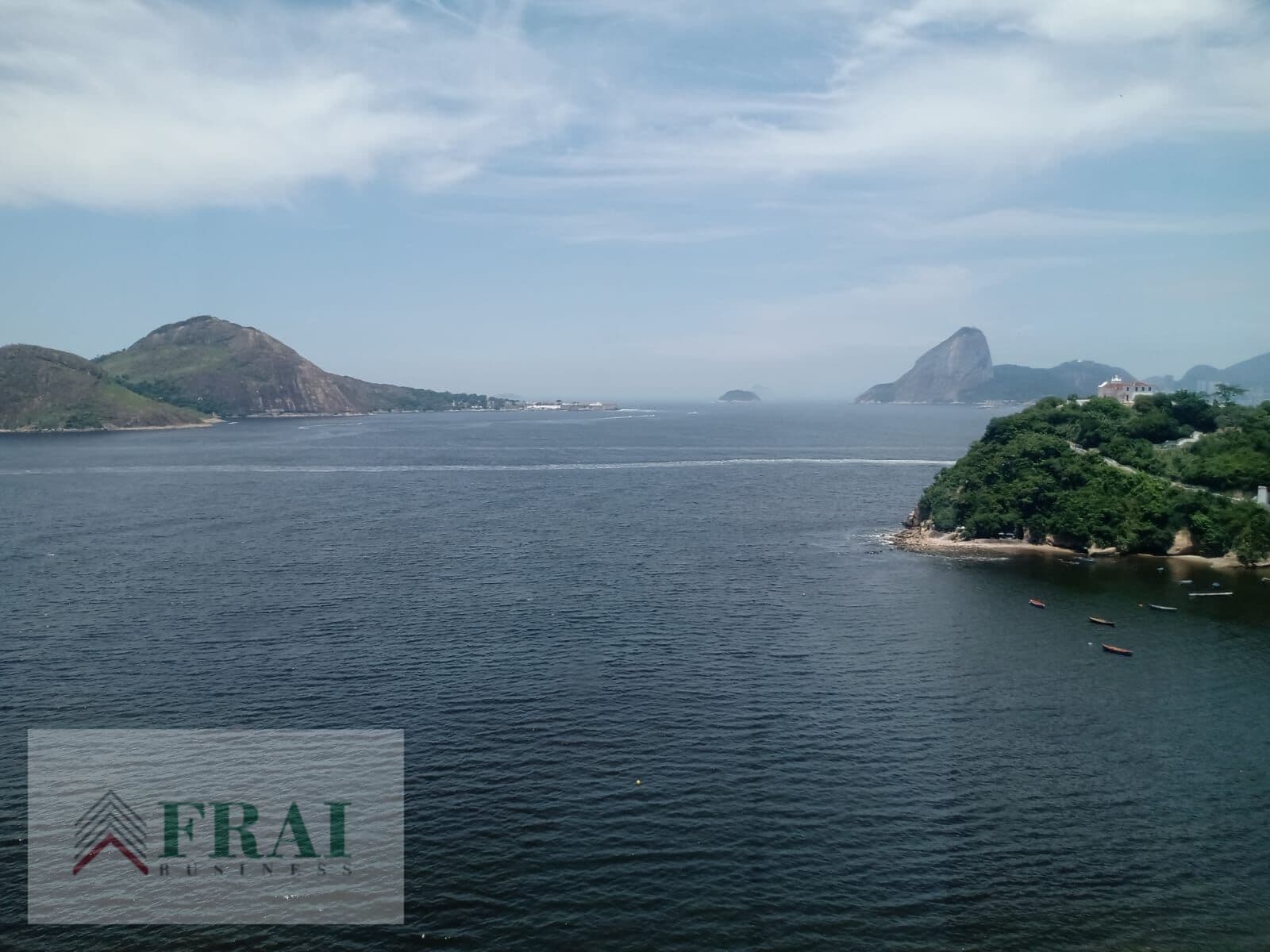 Apartamento frente Mar na Boa Viagem, Niterói/RJ
