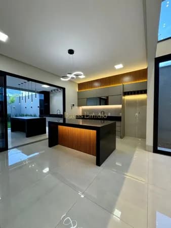 Casa Alto Padrão á venda bairro Campos Elísios Patos de Minas!