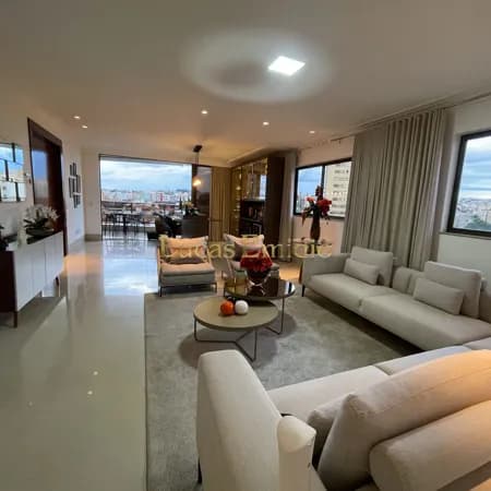 Apartamento Alto Padrão há poucos Passos da Avenida Getúlio Vargas em Patos de Minas!