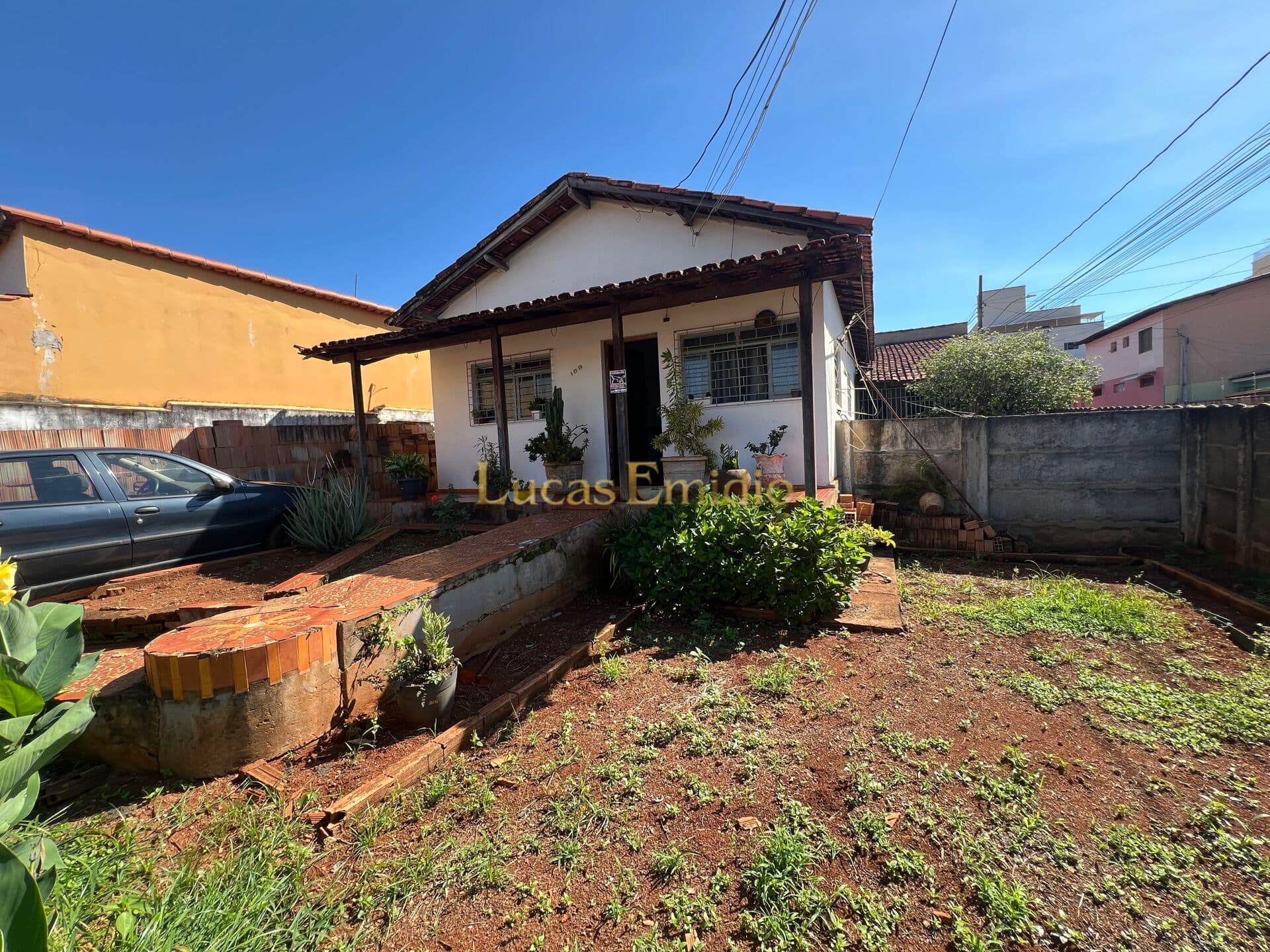 Casa no Bairro Nossa Senhora das Graças, Patos de Minas/MG