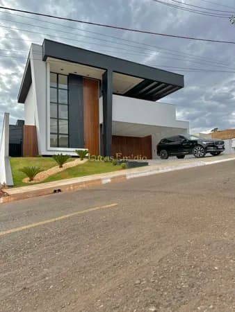 Casa Térrea á venda no condomínio Estância das Águas, Patos de Minas!
