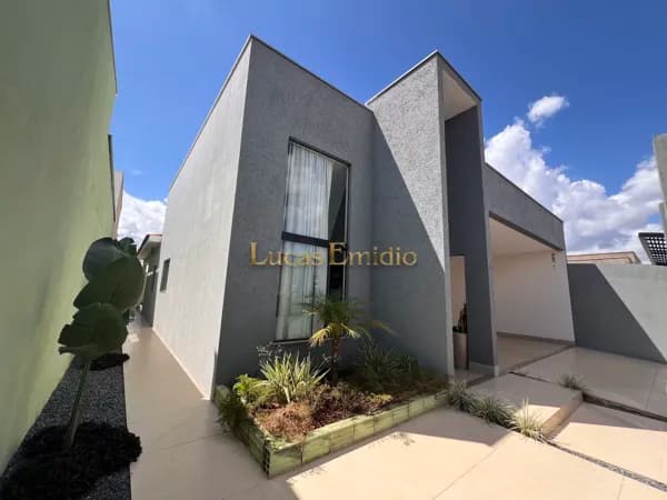 Casa à venda Bairro Planalto em Patos de Minas MG