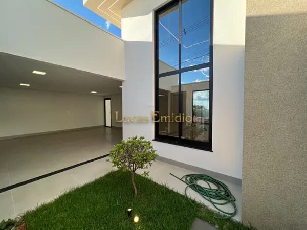 Casa Bairro Afonso Queiroz