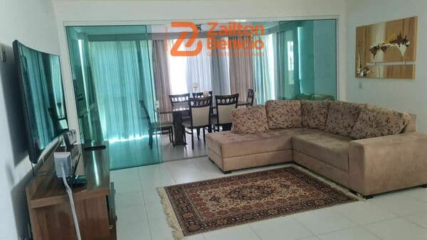 Temporada - Apartamento de 3 dormitórios perto do mar