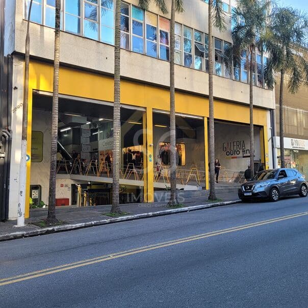 Sala/Conjunto em São Paulo - Cerqueira César