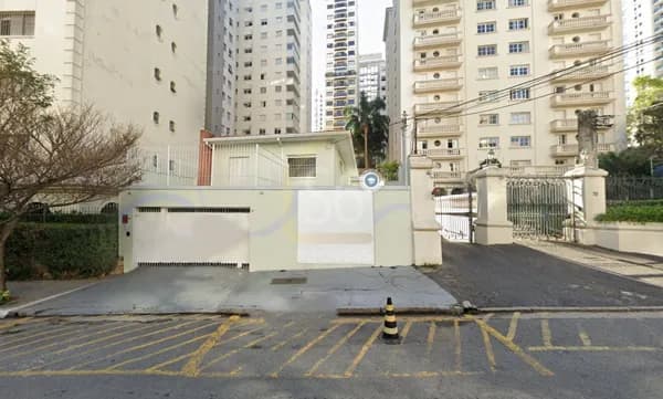 Casa Sobrado 360m² de terreno, excelente para comércio no bairro Paraíso SP