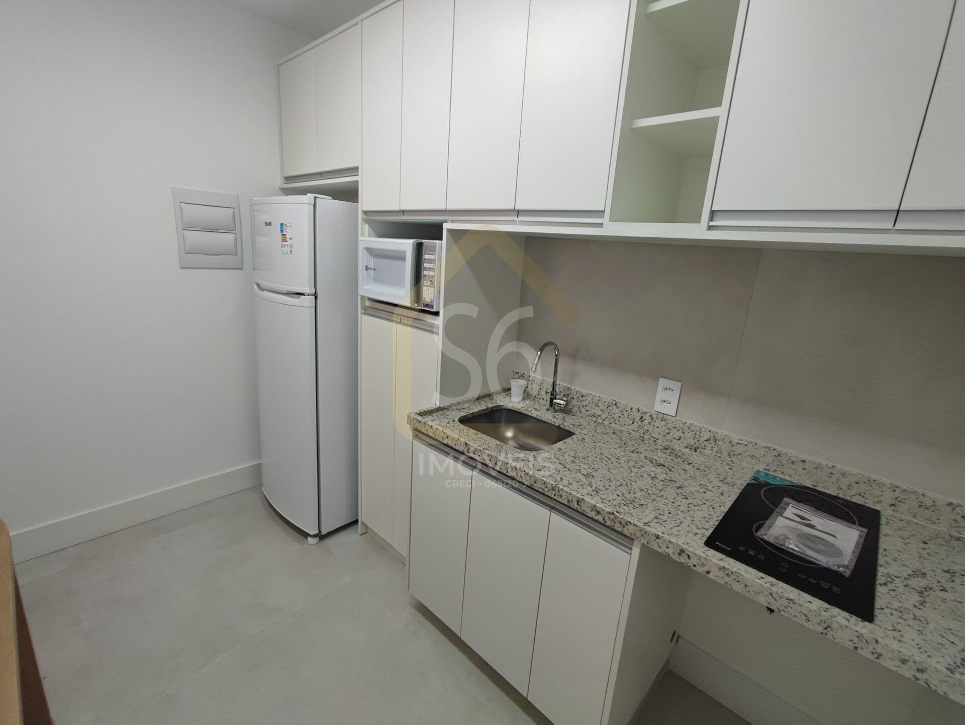 Apartamento Studio de 1 dormitório pra alugar em Higienópolis
