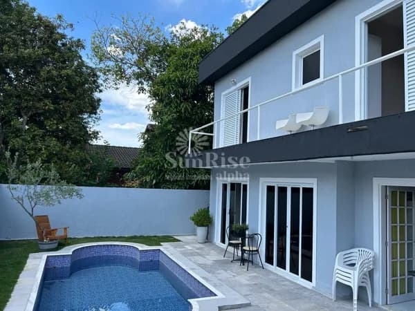 Casa à venda Alphaville 3 com 4 quartos e 4 vagas 278m² - R$3.200.000 - Santana de Parnaíba/SP