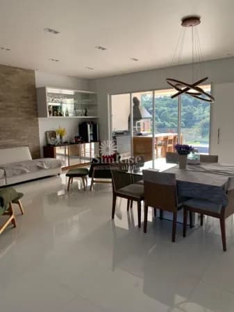 Casa de alto padrão à venda em Alphaville com 3 quartos e 4 vagas 391 m² por R$ 4.000.000 Residencial Campos do Conde - Santana de Parnaíba/SP
