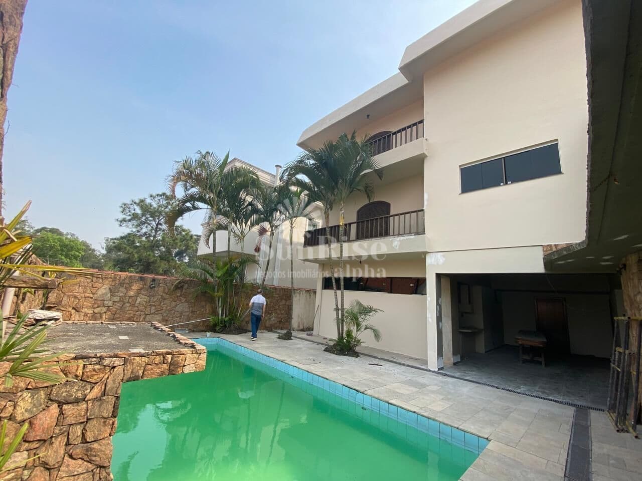 Casa para alugar com 3 quartos e 4 vagas - R$16.700,00 pacote - Alphaville 03 - Santana de Parnaíba/SP