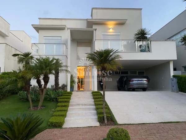 Casa à venda com 5 quartos e 6 vagas 340m² - Genêsis I - Santana de Parnaíba