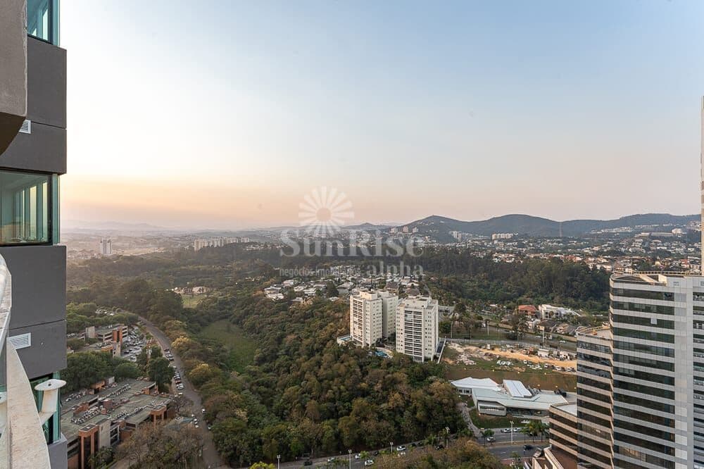 Apartamento de Alto Padrão à Venda com 4 quartos 4 vagas 338 m² R$3.900.000,00- The Lake Barueri/SP