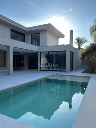 Casa à venda em Alphaville, com 4 quartos e 3 vagas 640m² R$10.800.000 18 do Forte - Santana de Parnaíba/SP